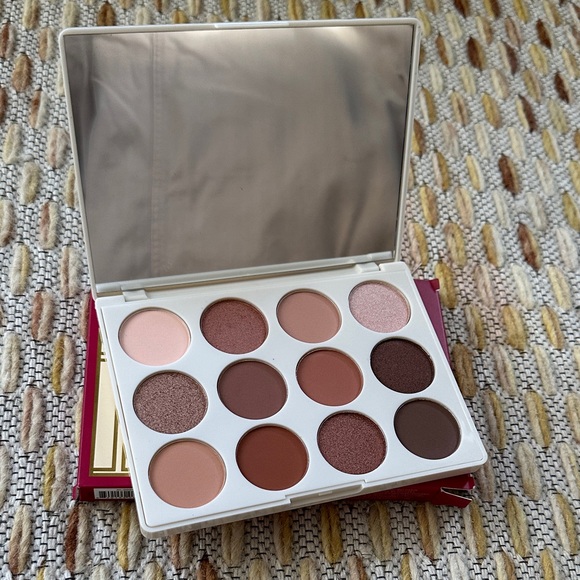 Laura Geller The Wearables Eyeshadow Palette - Picture 3 of 4